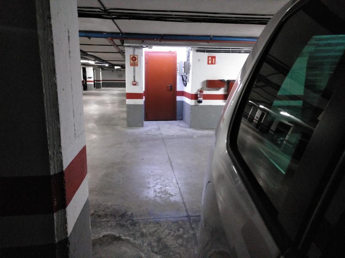Andramari Tourist Home Parking& Wifi Amorebieta-Etxano Exterior foto